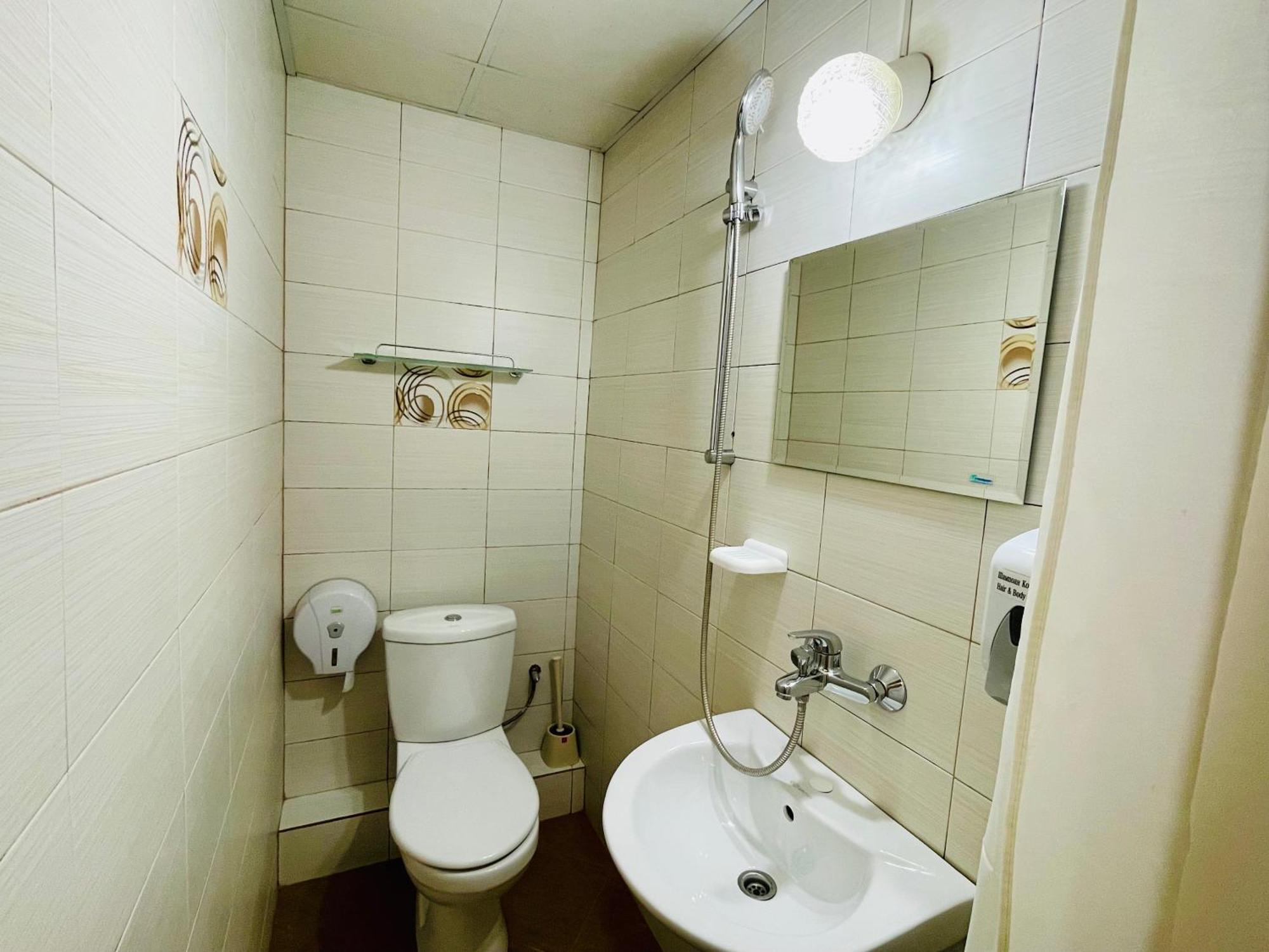 The English Guest House روس المظهر الخارجي الصورة